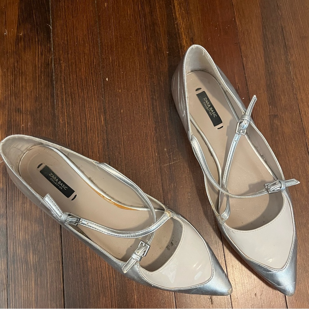 Zara silver and white pointed flats